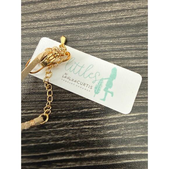 NWT Littles by Leslie Curtis Aurora Lightening Bolt Necklace - Picture 2 of 5